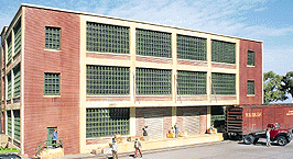 ford_bldg_stampingplant.gif